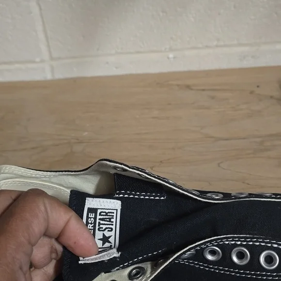 Converse Black and White Slip-On Shoes New No Tags Or Box - Picture 4 of 5